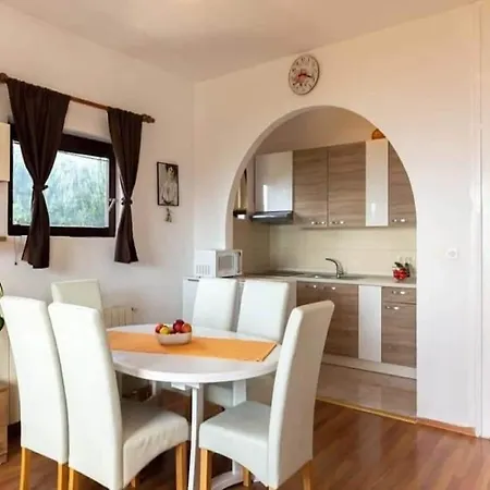 Two Bedroom With Terrace A4 Brist